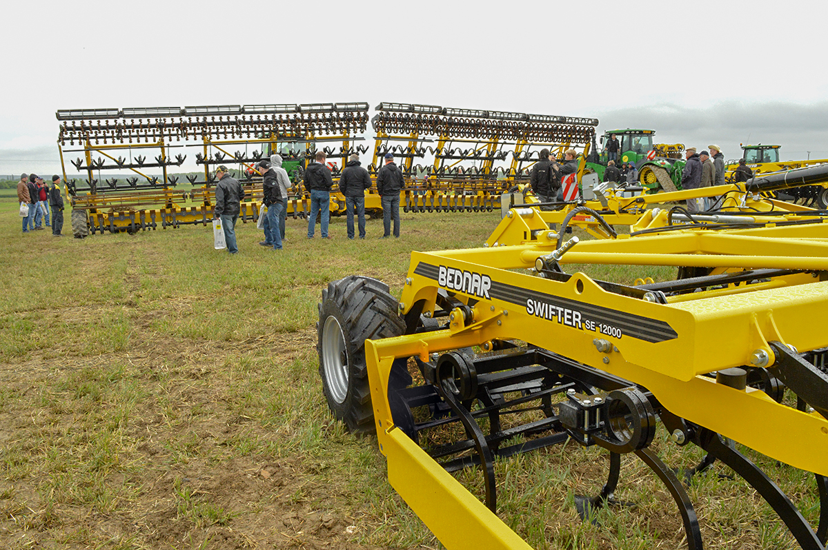 Swifter SE з захватом 8,2- 12,2 м